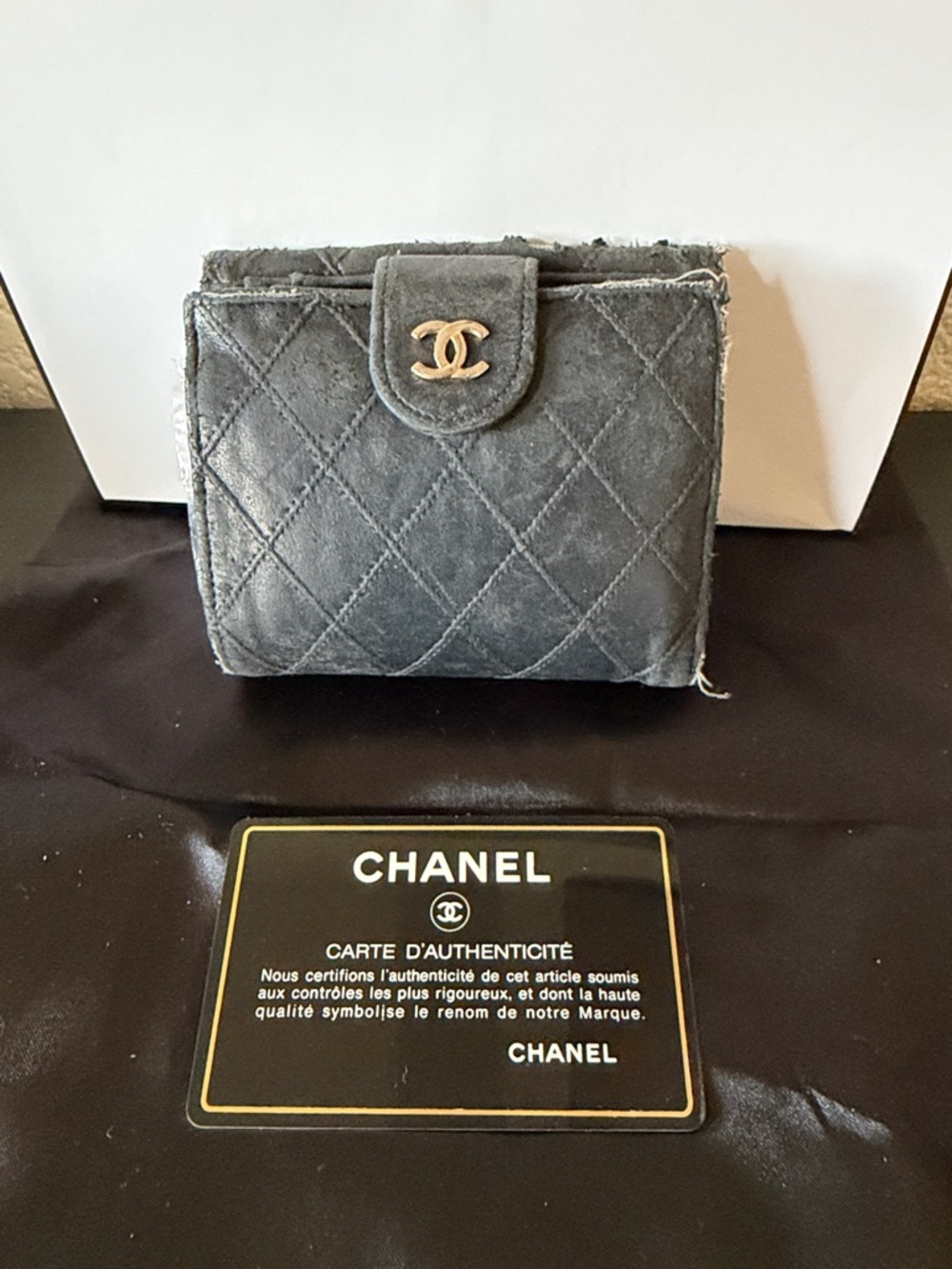 Chanel Black Lambskin Bifold Compact Snap Wallet - Picture 7 of 16